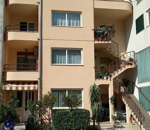 Apartments Deak