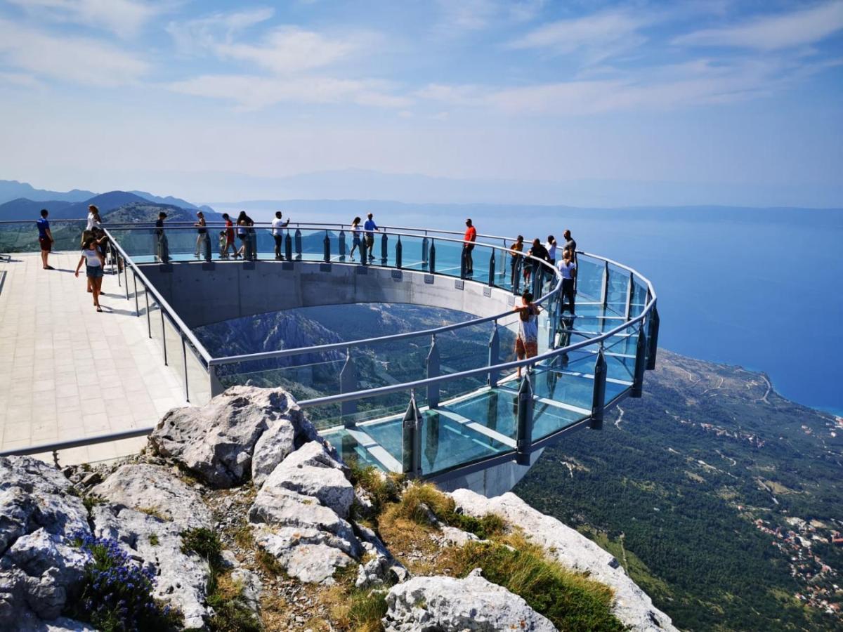 Deak Makarska