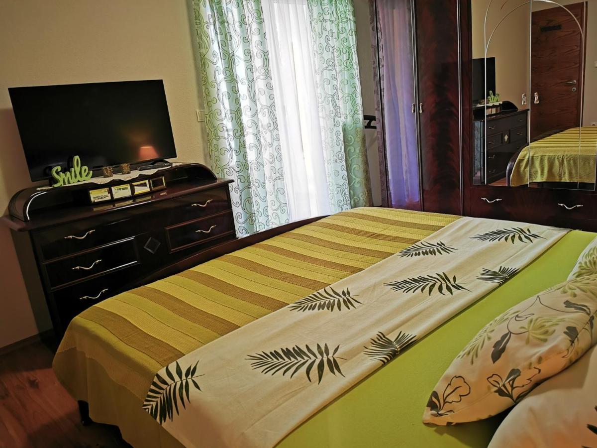 Deak Makarska